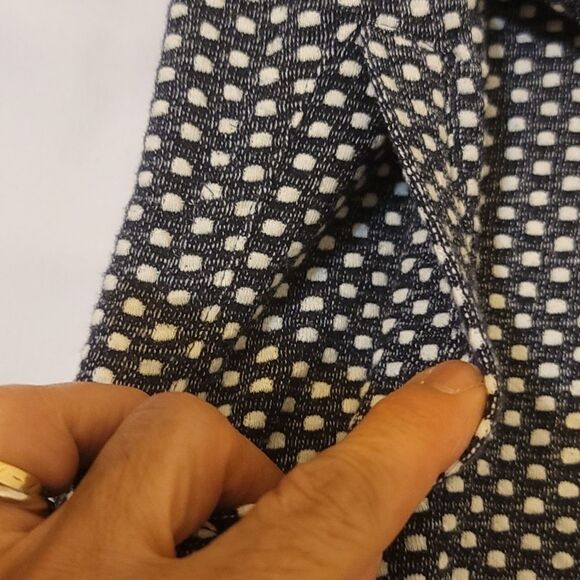 Talbots polka dot blouse size large - Picture 3 of 8